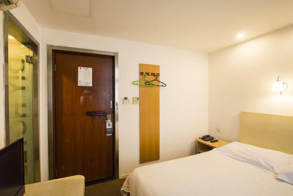 Motel 168 Shanghai Changping Road Branch Luaran gambar
